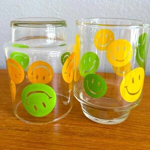 Retro Smiley Face juice glasses - set of 2